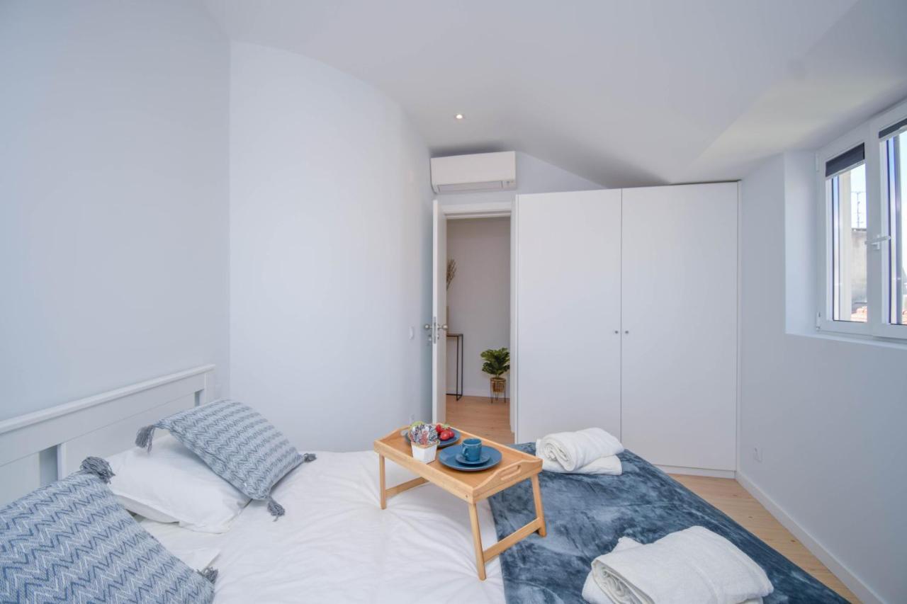 Central & Stylish 2 Bedroom Apartment W/ Balcony Cascais Exterior foto